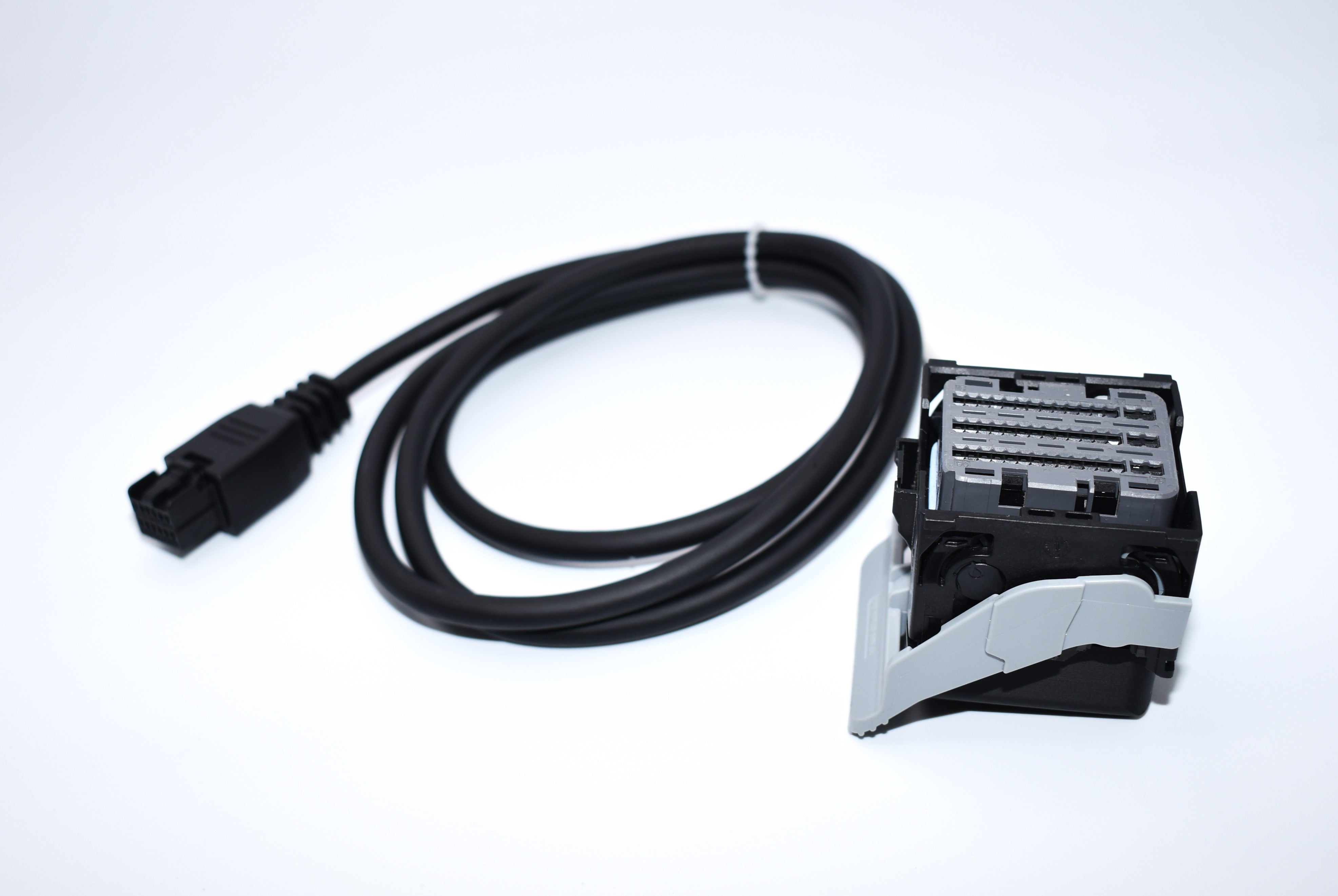 MD1CP006 FORD Bench Cable